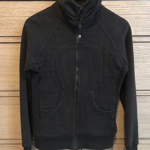 Limited edition scuba. Size 6. Black.